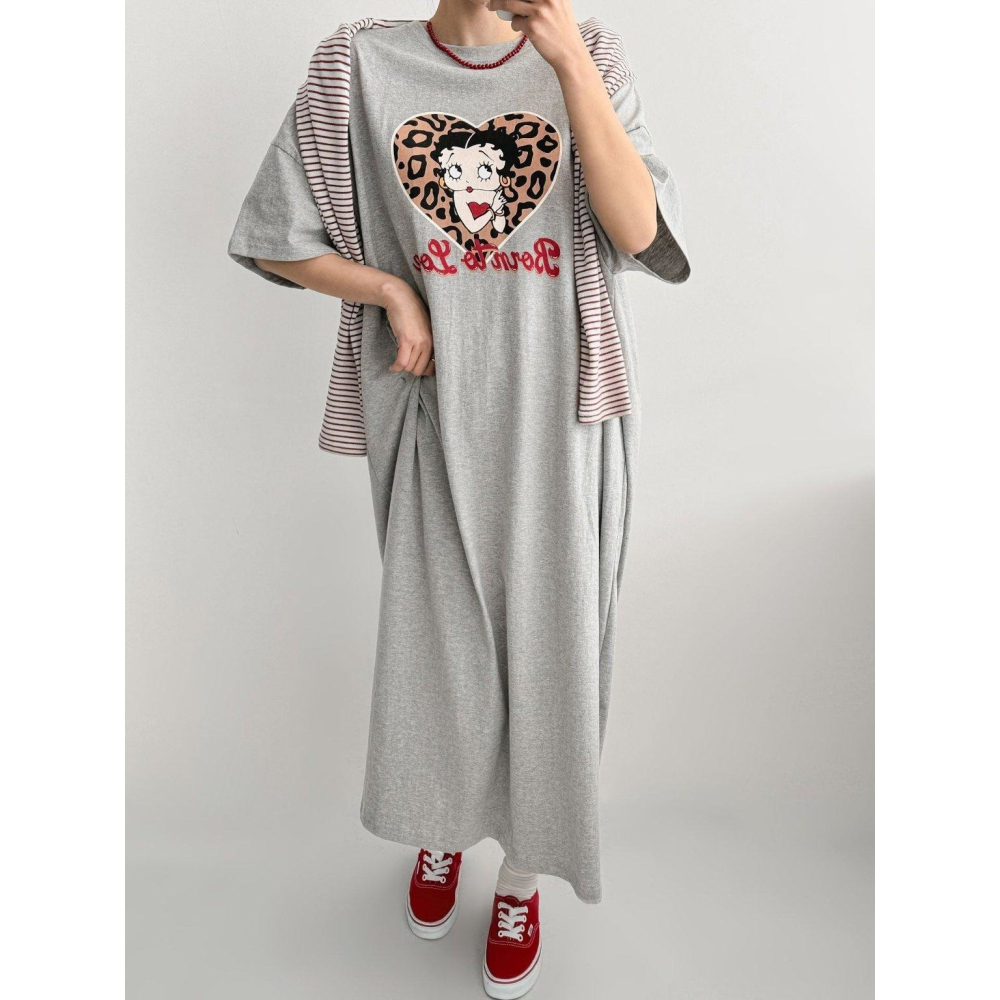 [預購 每周日中午 12:00收單] 2026 韓國 春夏女裝 貝蒂愛心圖案 休閒洋裝-細節圖2