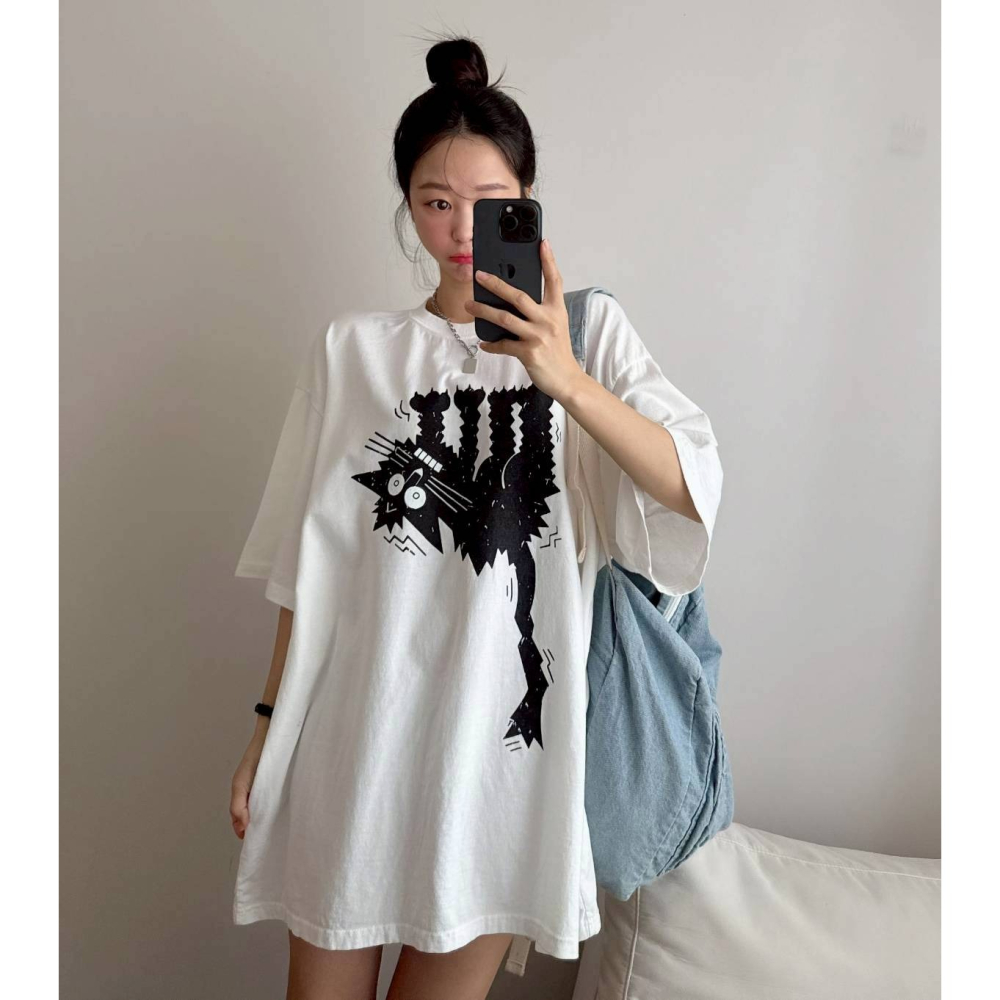 [預購 每周日中午 12:00收單] 2026 韓國 趣味短袖T  抖抖貓短袖T (中性款)-細節圖4