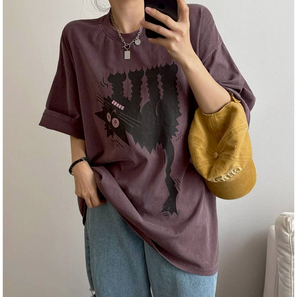 [預購 每周日中午 12:00收單] 2026 韓國 趣味短袖T  抖抖貓短袖T (中性款)-細節圖6