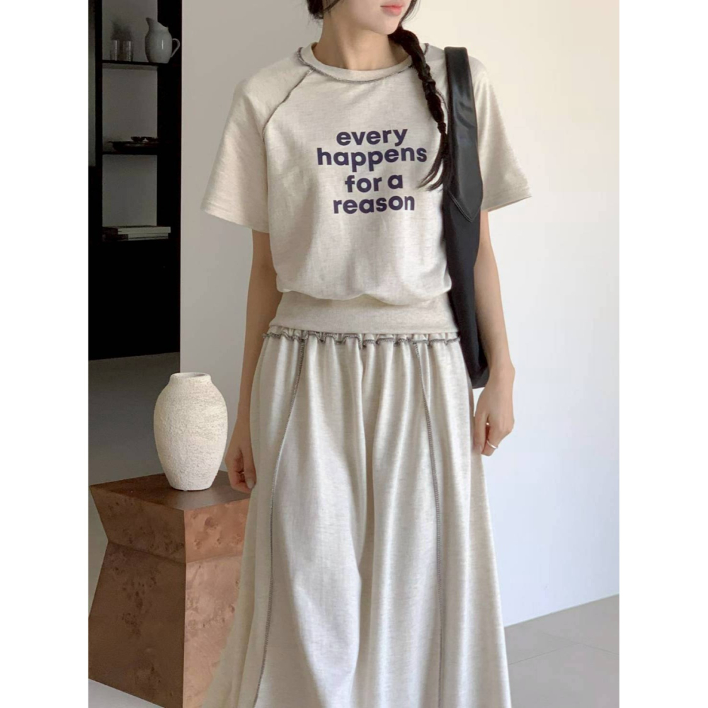 [預購 每周日中午 12:00收單] 2026 韓國 春夏女裝 縫線上衣+長裙套裝組-細節圖3