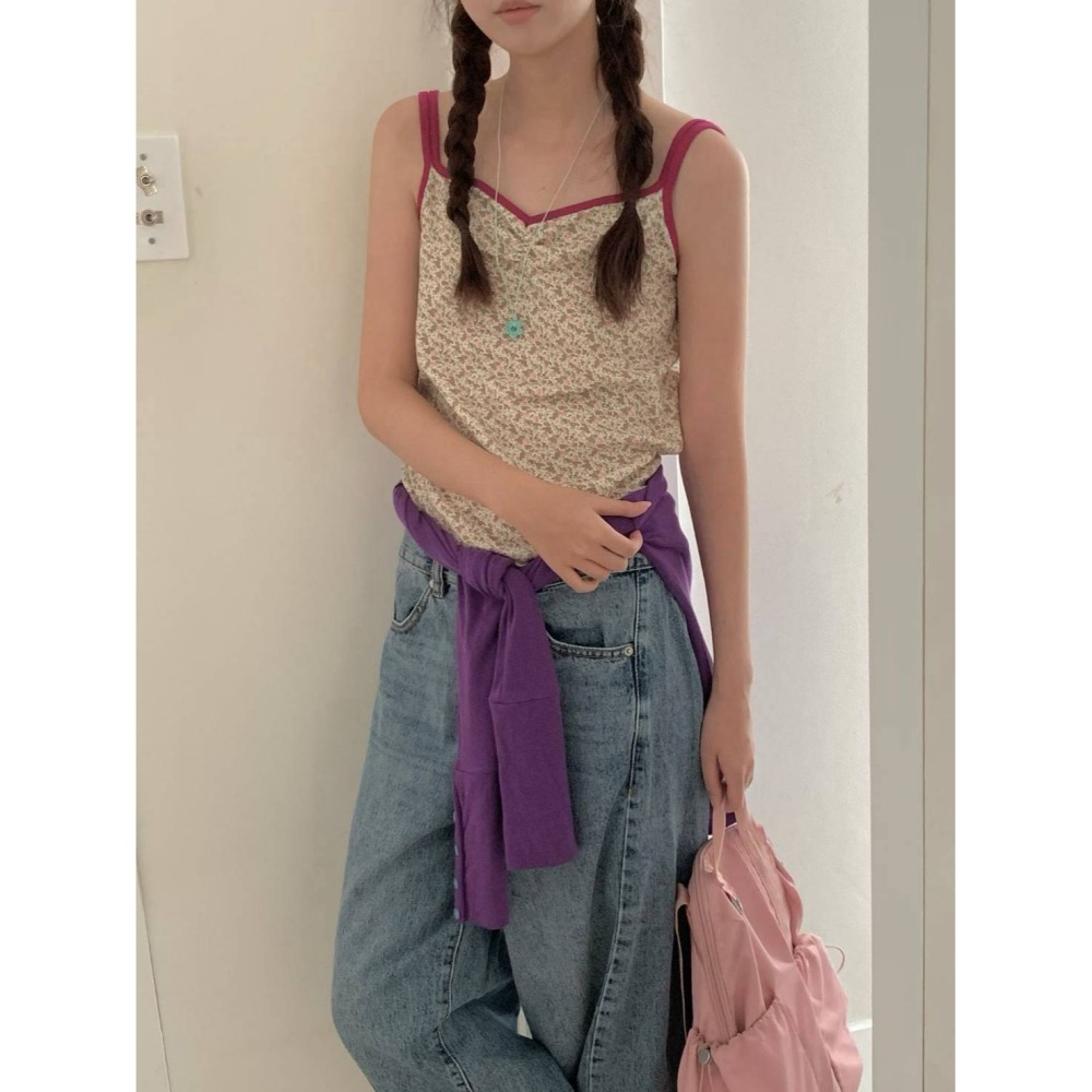 [預購 每周日中午 12:00收單] 2026 韓國 秋季新款女裝 小碎花細肩帶背心-細節圖2
