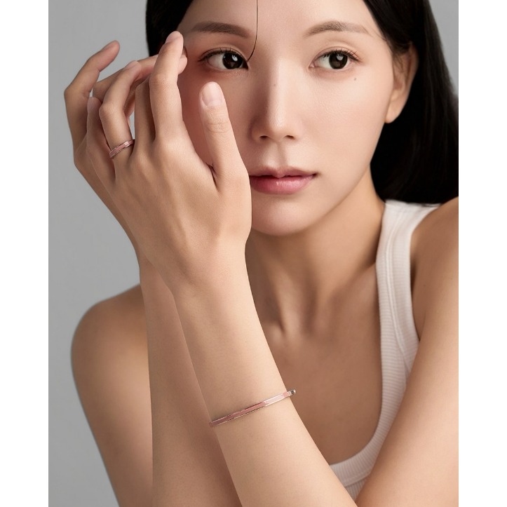 [預購 每周日中午 12:00收單] 2026 韓國 時尚配件  LLOYD 彩色陶瓷亮面手環-細節圖11