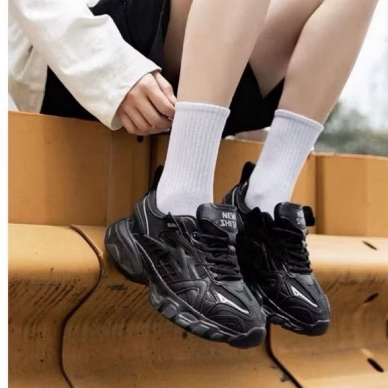 【點點生活】素色中筒襪 女生襪子 學生襪 中筒襪 女襪 襪子男 素色學生襪 白襪 棉襪 襪子 素色襪子-細節圖3