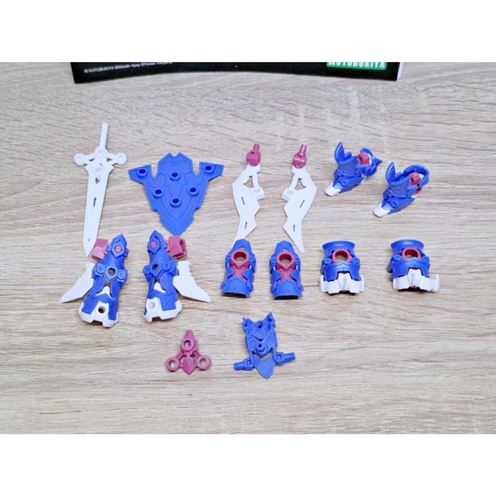 【出清已組模型】 壽屋 女神裝置 BUSTER DOLL 騎士 武裝 殺肉 零件 組裝 模型 素組 1/12-細節圖2