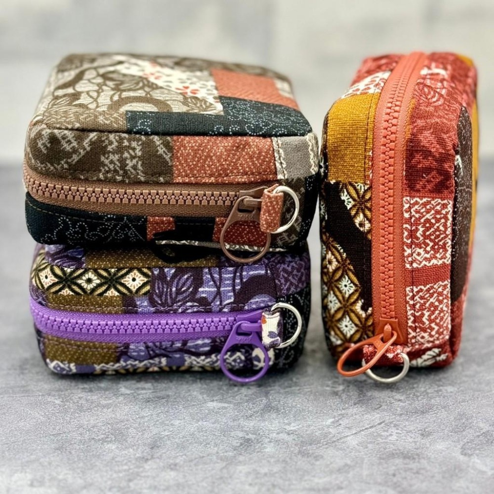 貓咪窗花 方形拉鍊收納包 可拆式手腕帶 手作小物包 行動電源包-細節圖4