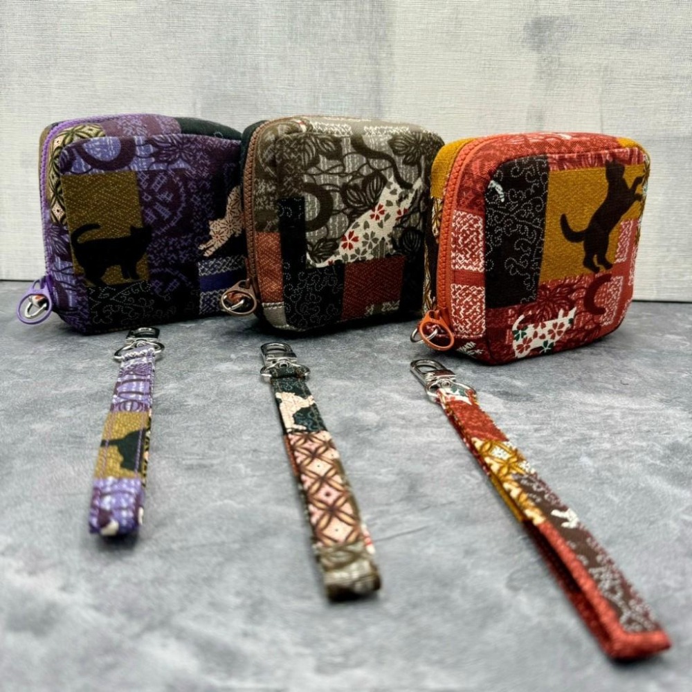 貓咪窗花 方形拉鍊收納包 可拆式手腕帶 手作小物包 行動電源包-細節圖5