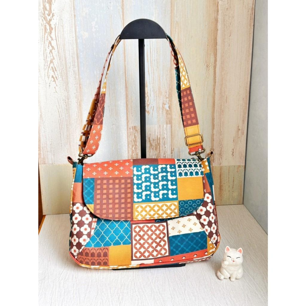 花樣拼接 多層內袋夾層拉鍊肩背包 側背包 斜背包 郵差包-細節圖2