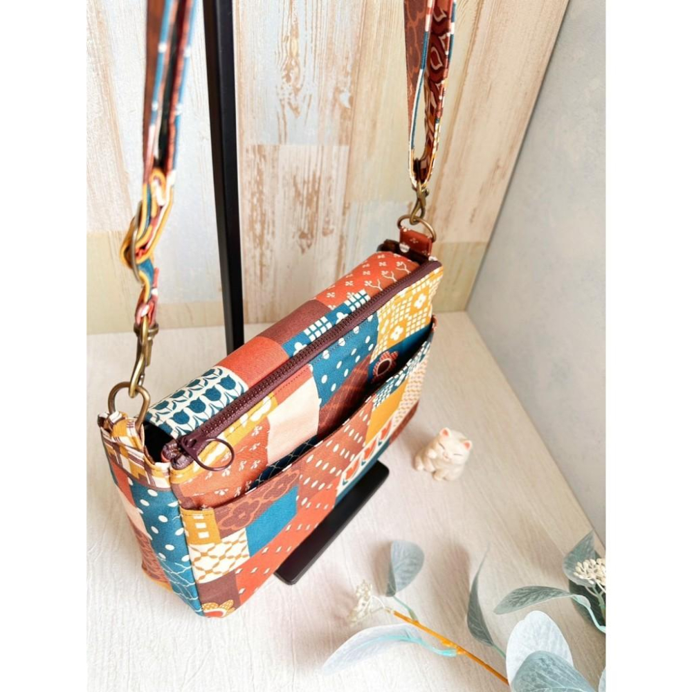 花樣拼接 多層內袋夾層拉鍊肩背包 側背包 斜背包 郵差包-細節圖7