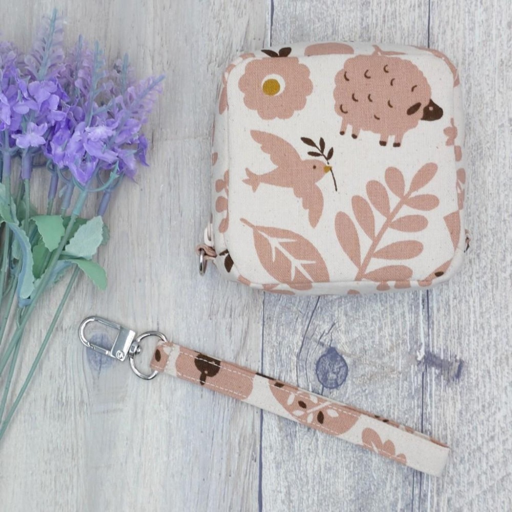 粉紅麋鹿 方形拉鍊收納包 可拆式手腕帶 手作小物包 行動電源包-細節圖7