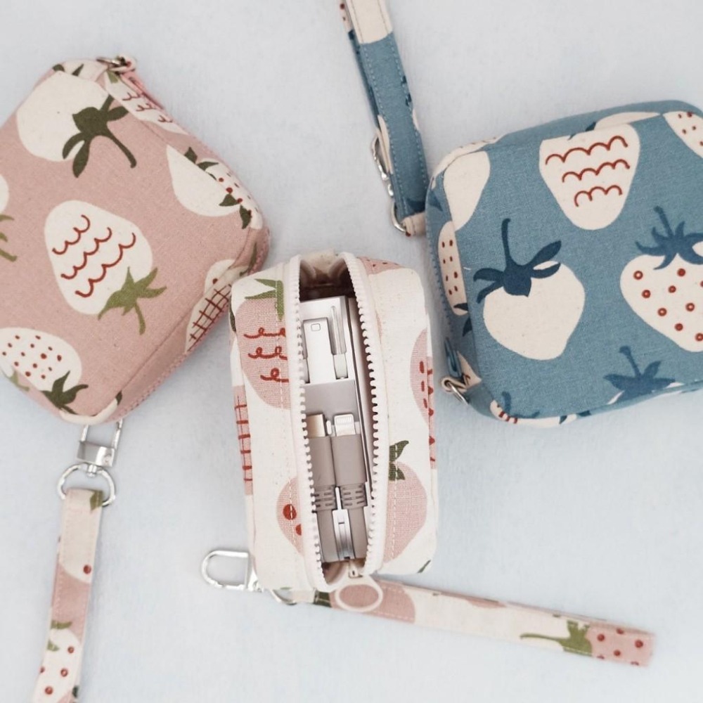 草莓園 方形拉鍊收納包 可拆式手腕帶 手作小物包 行動電源包-細節圖5