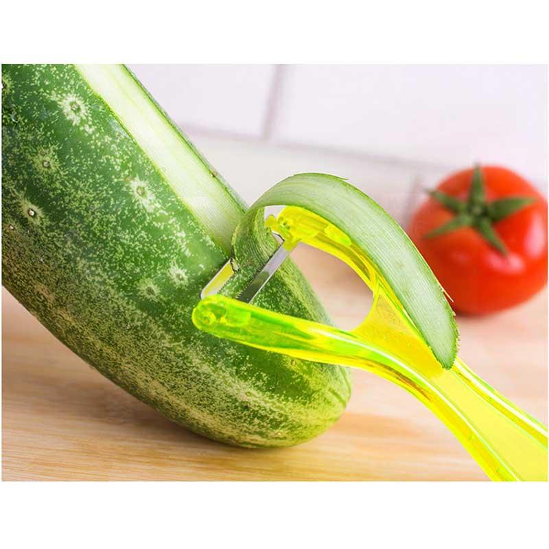 大信百貨》果凍色削皮刀【沖量特價】削皮器 水果削皮刀 削水果 刨刀 削皮刀 切絲刀 刨絲刀 削皮 去皮 削絲 刨皮-細節圖3