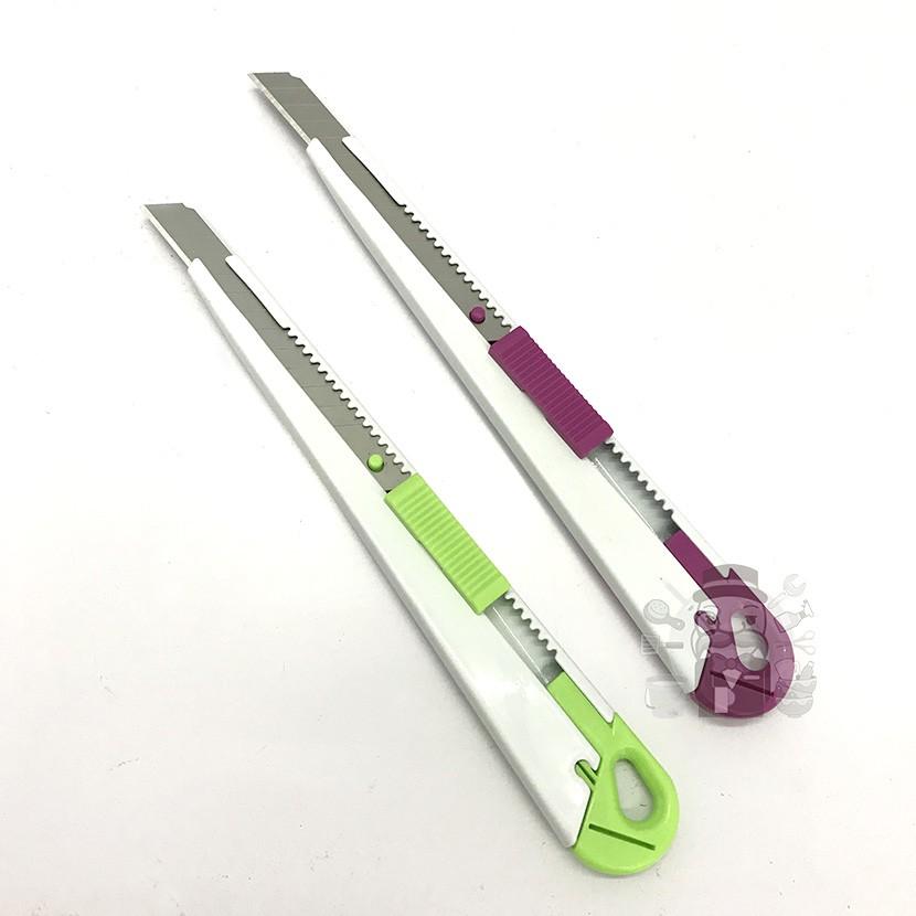 大信百貨》YA118 文書專用 辦公白美工刀 專業美工刀 電商必備 美工刀 裁紙刀 事務小刀 辦公文具-細節圖2