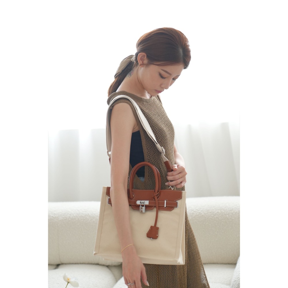 WDF.CO現貨│獨家訂製款│愛馬仕風 │兩色真皮帆布大包｜單肩包｜斜背包｜硬挺｜手提包｜送絲巾｜柏金包｜牛皮｜簡約-細節圖4