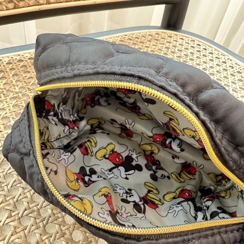 WDF.CO 現貨│ 米奇造型零錢包│手拿包│防潑水 │大容量 │韓版旅行用│收納包│梳洗包│尼龍包│日系化妝包│口紅包-細節圖5