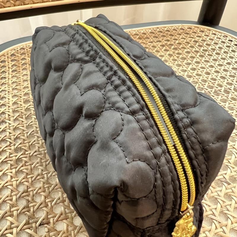 WDF.CO 現貨│ 米奇造型零錢包│手拿包│防潑水 │大容量 │韓版旅行用│收納包│梳洗包│尼龍包│日系化妝包│口紅包-細節圖6