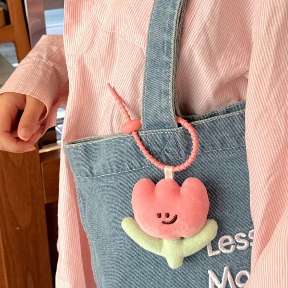 WDF.CO現貨｜2025韓國東大門可愛風8.5CM鬱金香掛件│黃粉紫3色花朵絨布掛件│包包吊飾｜珪膠束帶｜-細節圖4