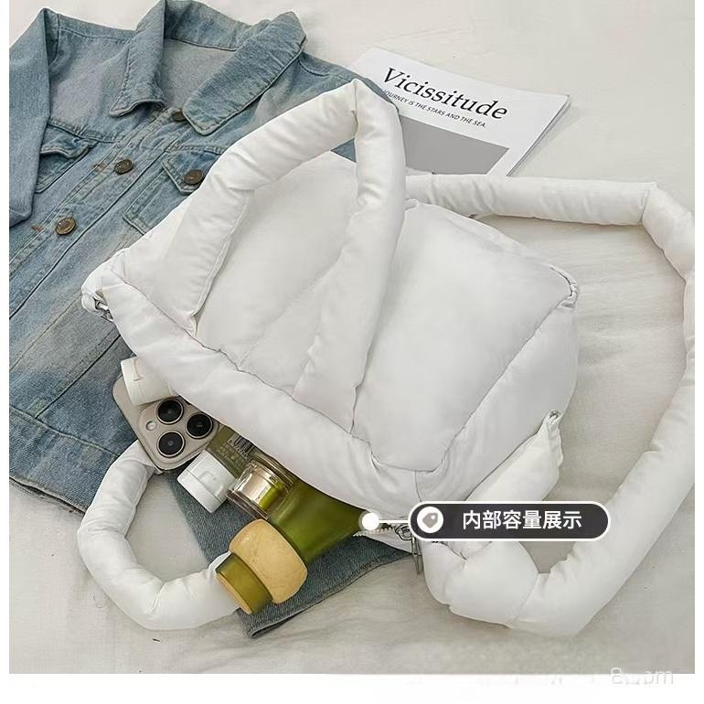 WDF.CO現貨│2025新款MINI韓國小吐司托特包│6色防潑水小方塊包│單肩斜背空氣包 │有拉鍊｜通勤包｜雲朵包-細節圖8