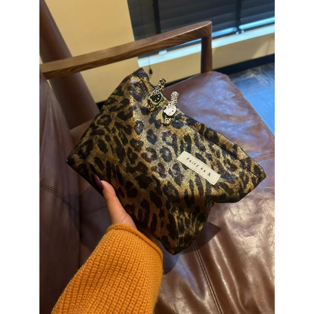 WDF.CO現貨│2025新款韓國豹紋化妝包│豹紋印花帆布洗漱包│斜背包│手拿包│有拉鍊│大容量｜雜物收納包｜通勤包-細節圖2