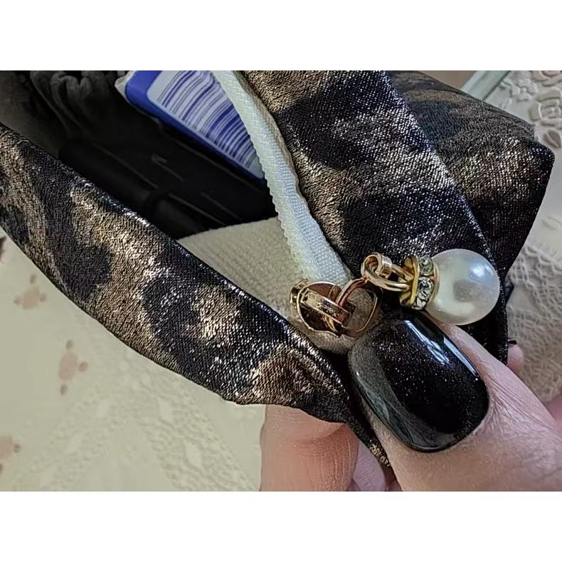 WDF.CO現貨│2025新款韓國豹紋化妝包│豹紋印花帆布洗漱包│斜背包│手拿包│有拉鍊│大容量｜雜物收納包｜通勤包-細節圖6