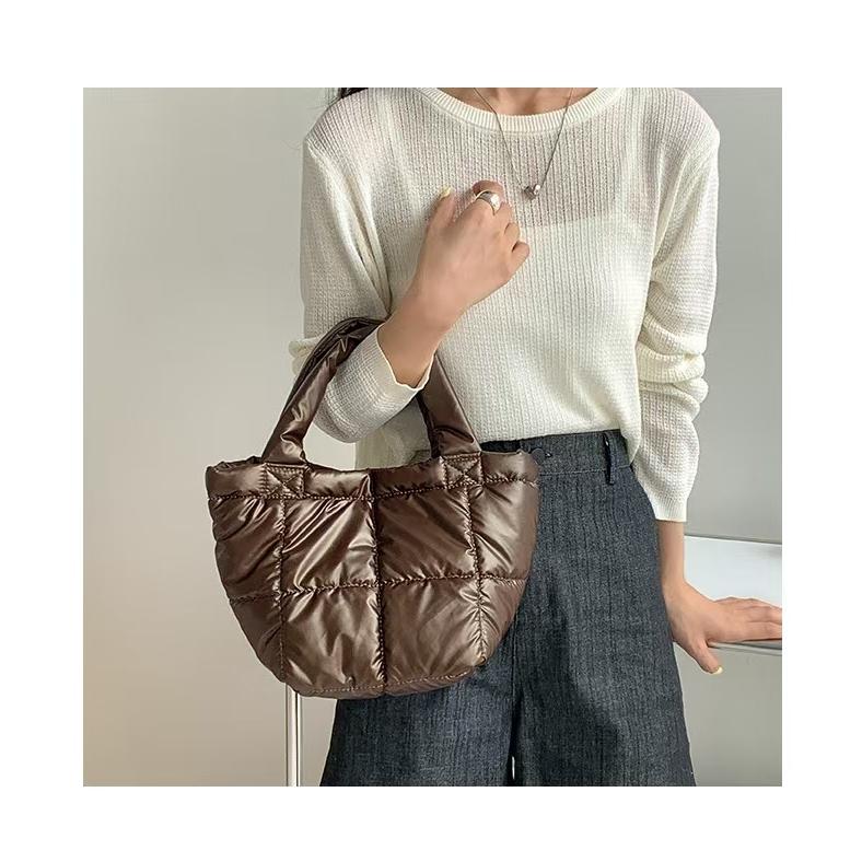 WDF.CO現貨｜2024韓國4色空氣托特包│黑白銀咖｜防潑水｜方格泡泡｜輕量包｜有磁鈕｜手提包｜大容量｜羽絨包｜通勤包-細節圖5