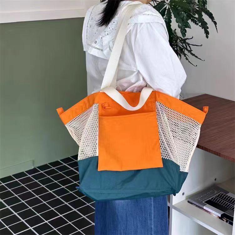 WDF.CO現貨｜2024韓國新款網格收納袋 │黑粉橘卡藍5色拼貼沙灘包│收納購物袋│有磁鈕│大容量｜單肩包｜通勤外出包-細節圖5