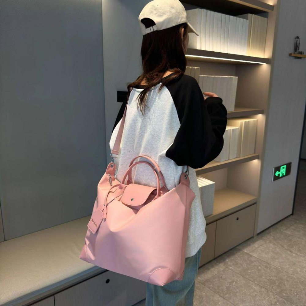 WDF.CO現貨│2024日常6色托特大包│ 單肩包│黑綠灰粉卡其｜大容量｜旅行包｜牛津布包｜斜背包｜防潑水｜旅行外出包-細節圖8