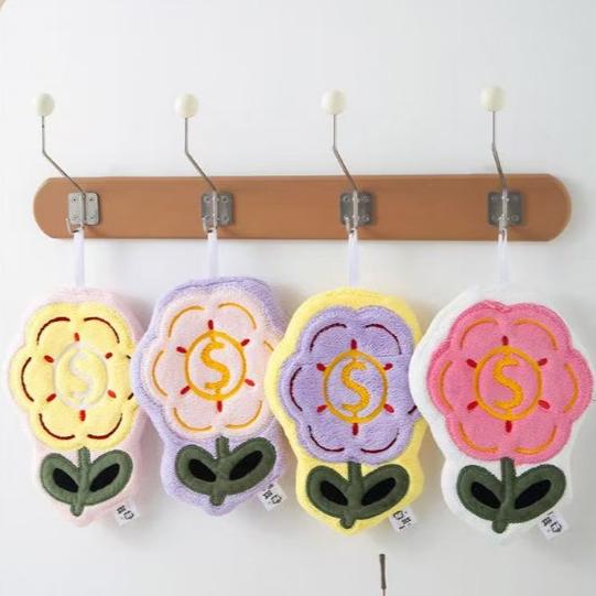 WDF.CO現貨｜2025新款珊瑚絨可愛擦手巾│紅黃紫3色有錢花加厚吸水巾｜刺繡花朵美金｜可掛式擦手帕｜吸水力強｜抹布-細節圖2