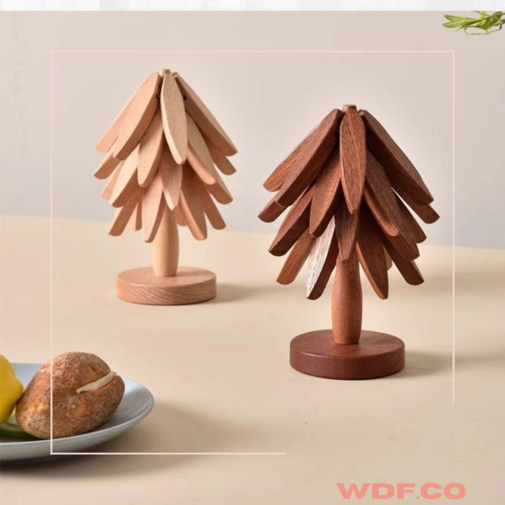 WDF.CO現貨｜2025北歐風胡桃木聖誕樹隔熱墊｜原木3片組含底座｜居家生活木質隔熱墊｜胡桃色杯墊｜柚木色餐桌墊｜-細節圖3