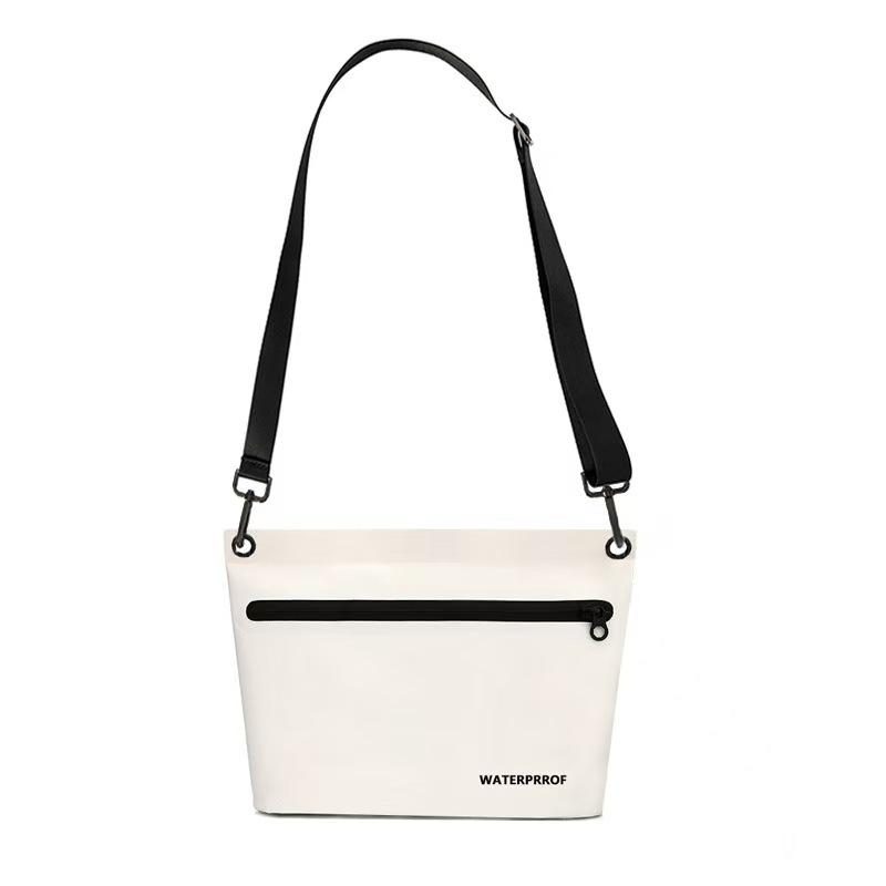 WDF.CO現貨｜2025歐美新款PVC防水密封小方包│黑白橘黃紅5色斜背小包│溪降漂流包│外出包│收納包│容量大-細節圖5