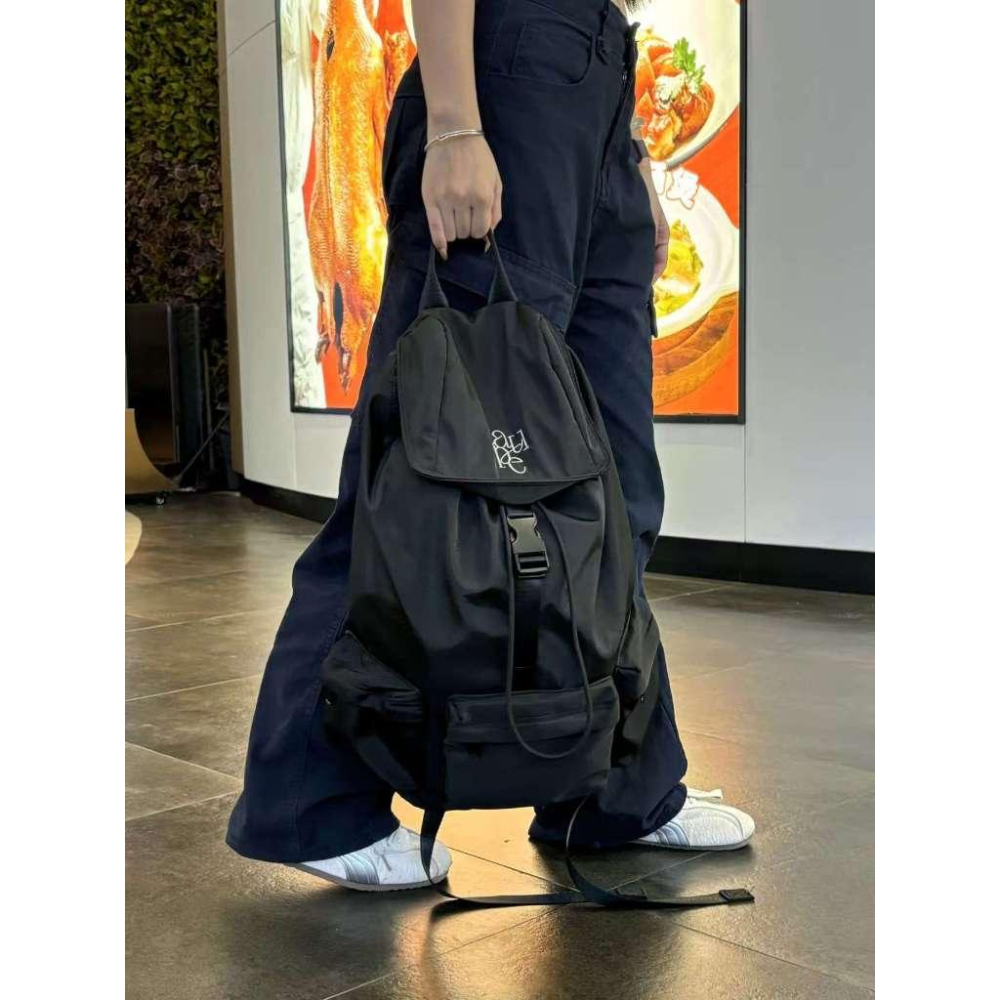 WDF.CO現貨│2025韓系新款尼龍運動機能風後背包│ 黑咖灰3色多口袋手提包│超大容量│防潑水│外出旅行包-細節圖3