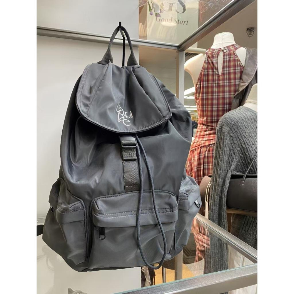 WDF.CO現貨│2025韓系新款尼龍運動機能風後背包│ 黑咖灰3色多口袋手提包│超大容量│防潑水│外出旅行包-細節圖7