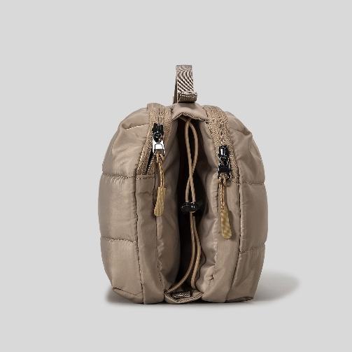 WDF.CO現貨｜2025韓國新款雙層水壺小方包│黑白卡3色尼龍空氣軟糯包│雨傘收納包｜有拉鍊大容量｜通勤包｜外出包-細節圖5