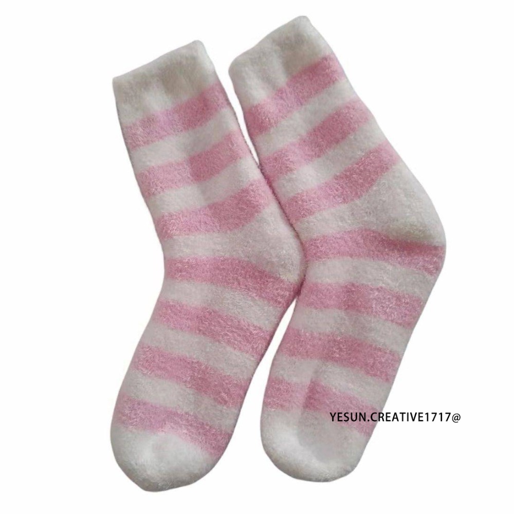 加長款腳部護理腳膜套(粉白條紋一雙)