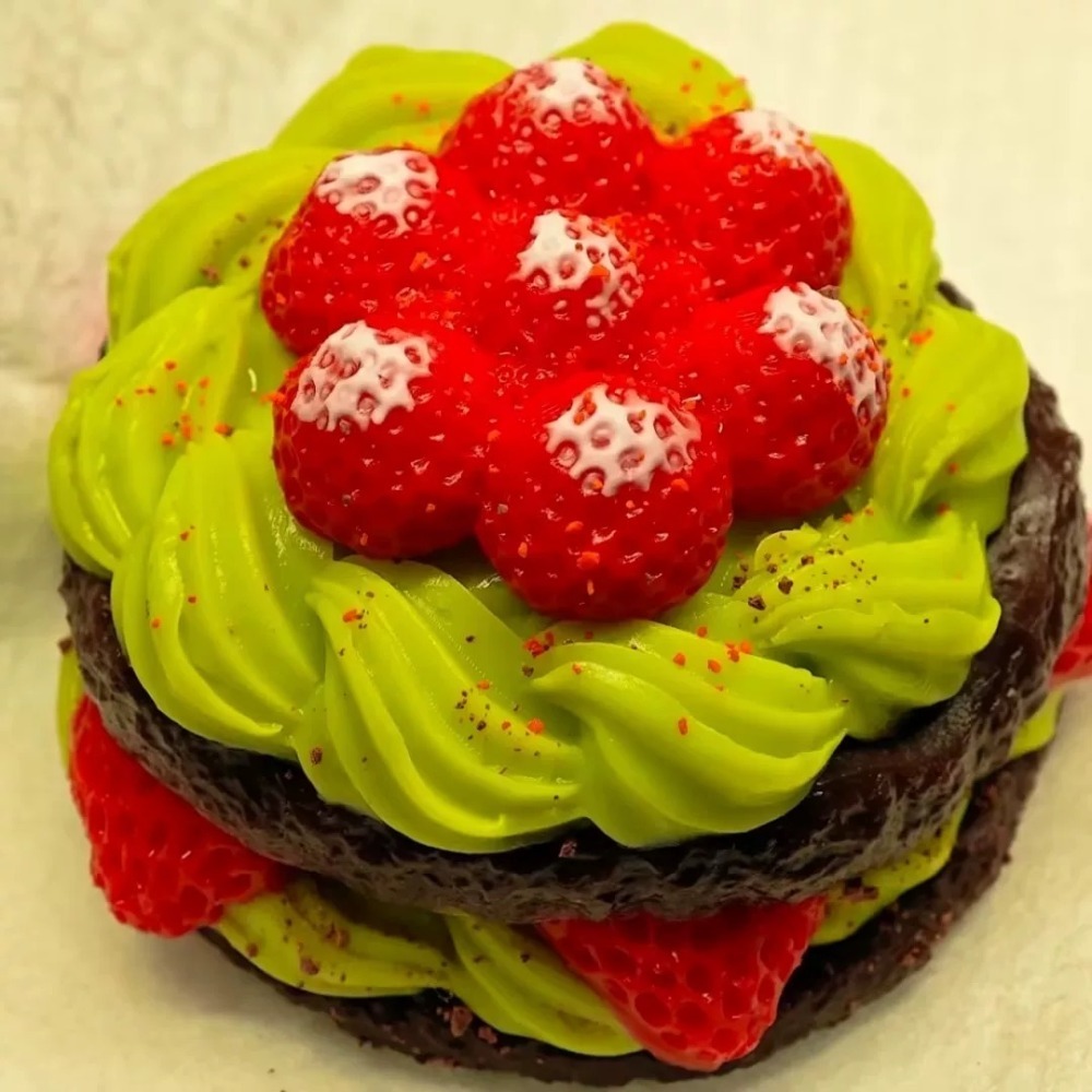 手工製作草莓抹茶奶油巧克力蛋糕捏捏