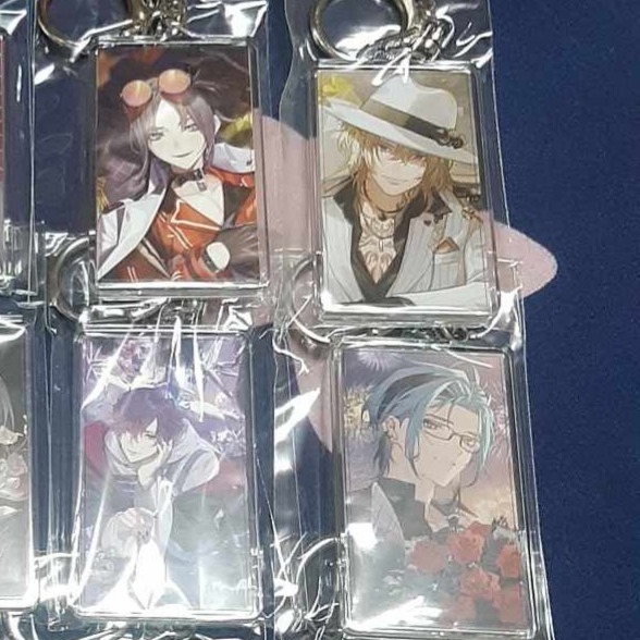 彩虹社 Nijisanji EN Luxiem Noctyx ILUNA 舊版 生日 吊飾 鑰匙圈 官方 全新未拆-規格圖1