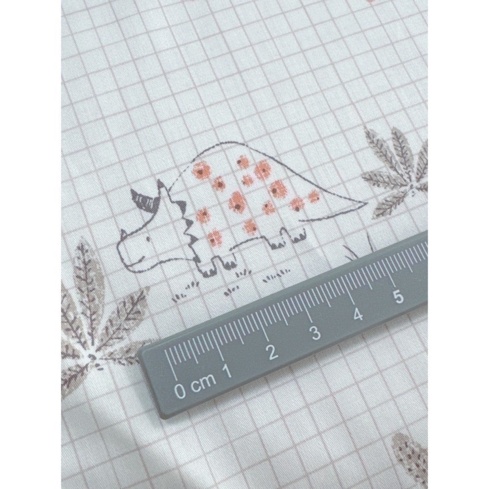 🌸現貨🌸韓國布 純棉布 恐龍格紋 棉布 韓布專賣店 薄棉布 手作 DIY 精琉棉-細節圖3