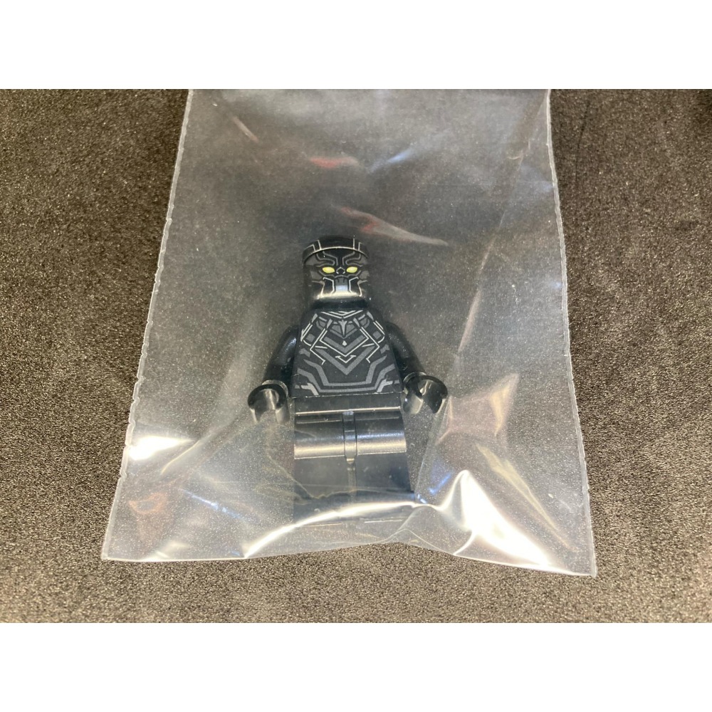 _(´ཀ`」LEGO 76047 漫威 Black Panther 黑豹 (展示美品)-細節圖2