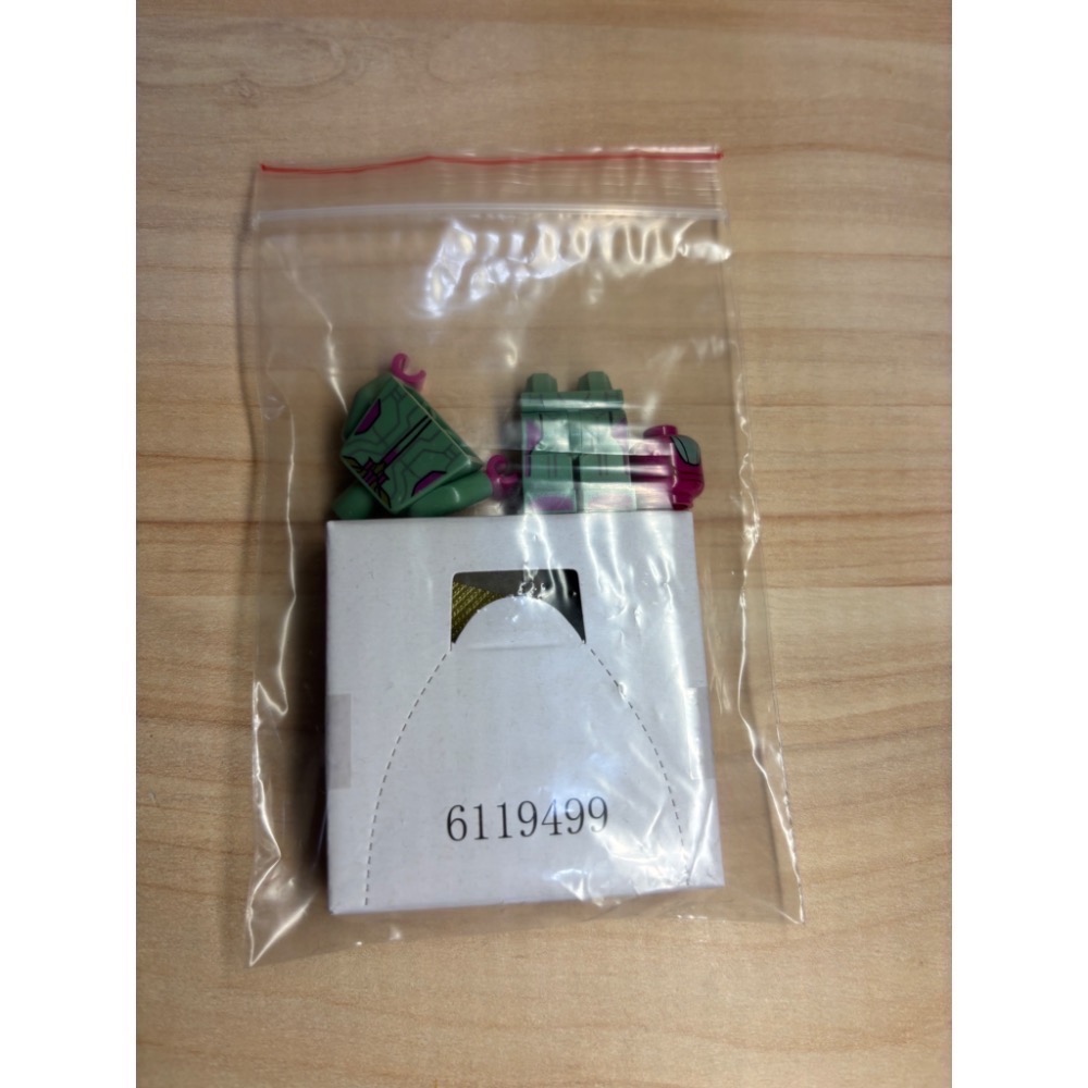 _(´ཀ`」LEGO 76103 漫威超級英雄 Vision 幻視 (全新未組)-細節圖2