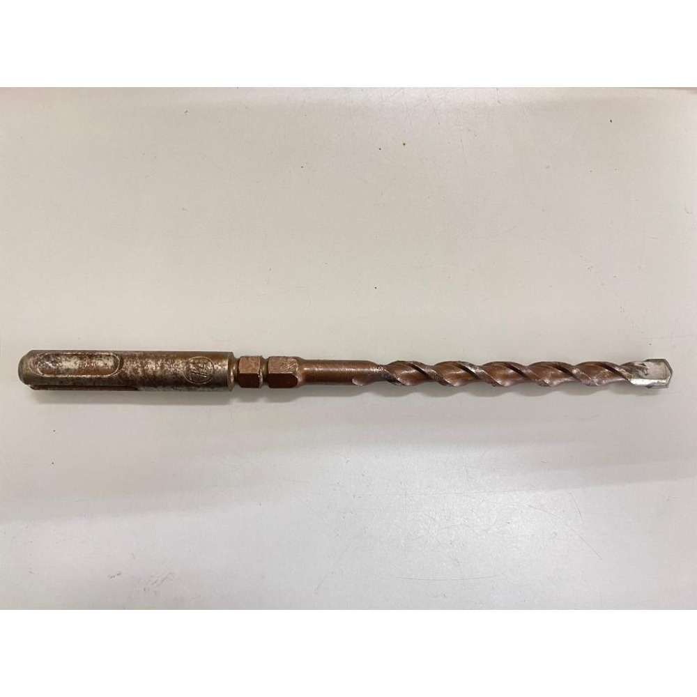 ~庫存出清~ BOSS 四溝二刃水泥鑽尾 7.4mm*160mm #四溝鑽尾 水泥鑽尾 四溝二刃 四溝鑽頭 水泥鑽頭-細節圖2