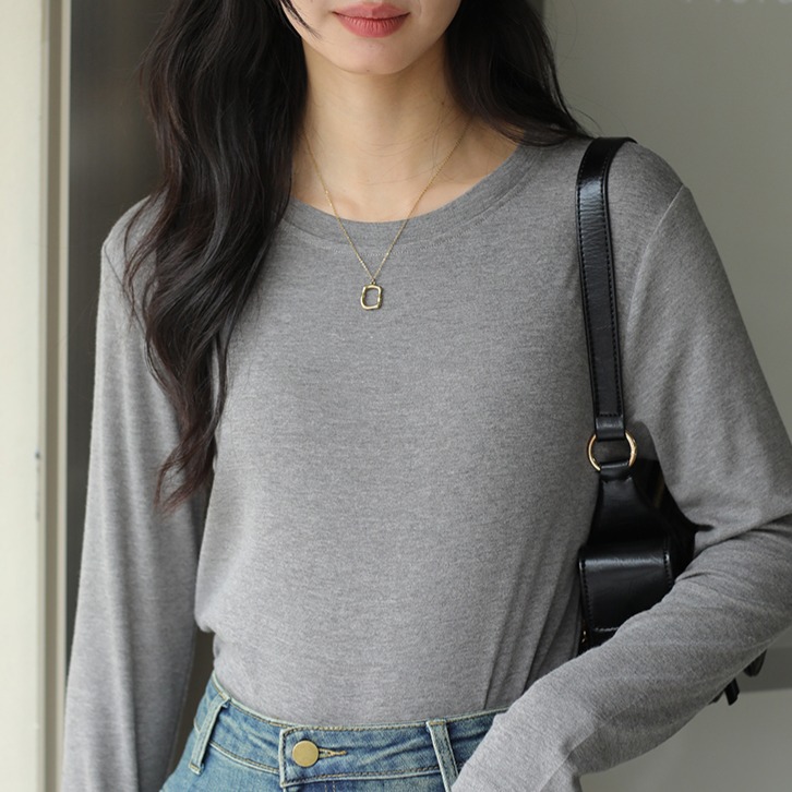 【現貨】內搭衣 打底衫 圓領 長袖 保暖 長袖上衣 內搭長袖 發熱衣衣 冬天長袖 內搭 上衣 女裝 長袖內搭 9912-細節圖6