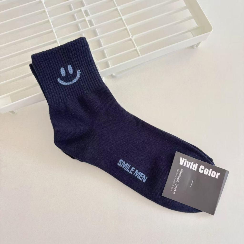 <Porabella>現貨韓國襪 素色笑臉中筒襪 素色 微笑襪 中筒襪 男生中筒襪 SMILE襪 英字襪 socks-細節圖7