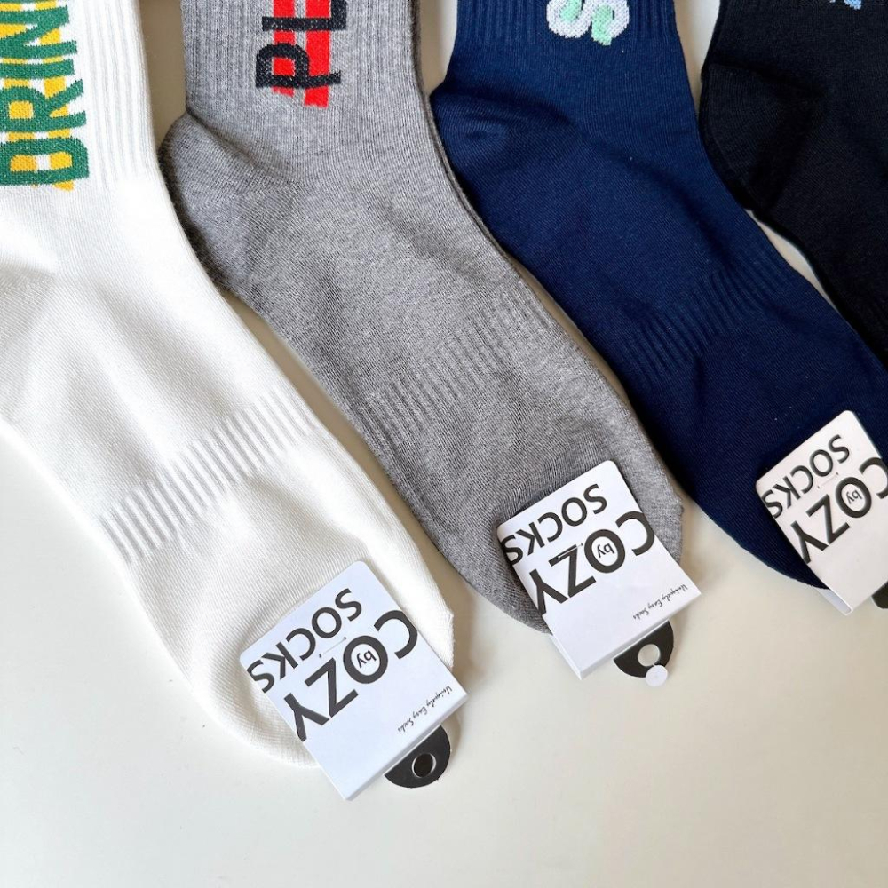 <Porabella>現貨韓國襪 個性塗鴉字母男生中筒襪 英字襪 塗鴉襪 男生中筒襪  sock-細節圖5