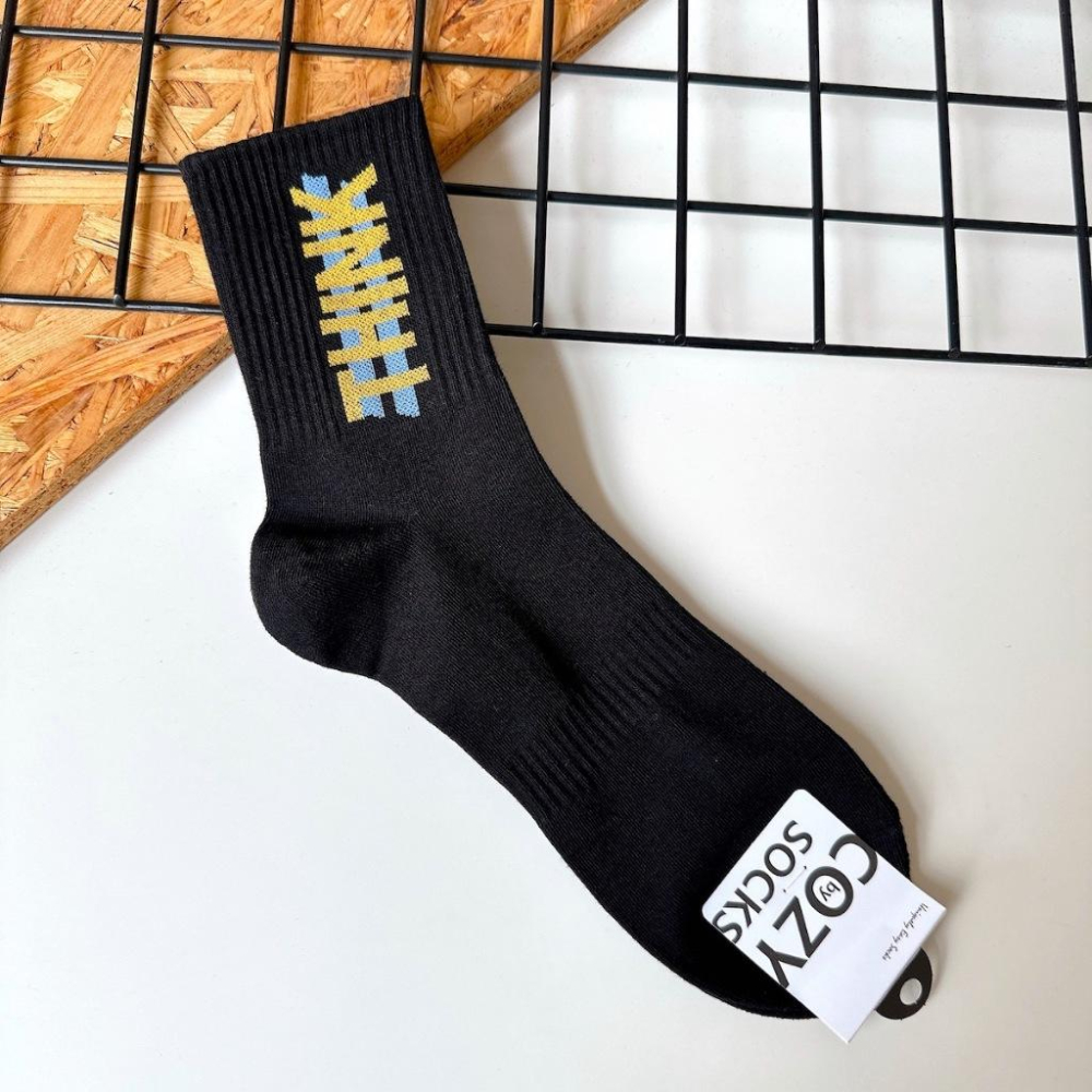 <Porabella>現貨韓國襪 個性塗鴉字母男生中筒襪 英字襪 塗鴉襪 男生中筒襪  sock-細節圖6