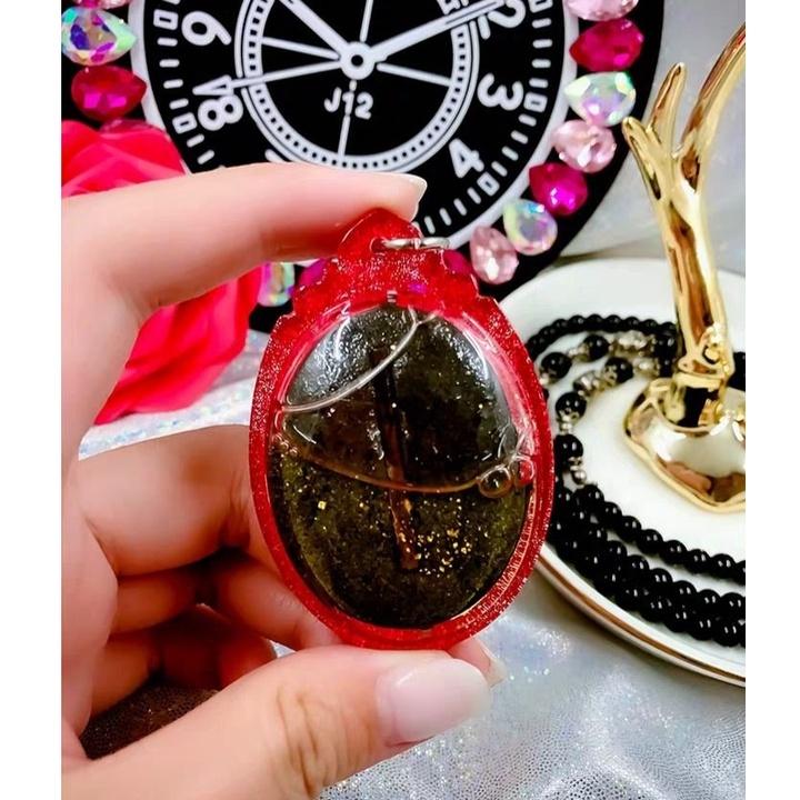 泰國佛牌正品，阿讚諾拉帕橫刀奪愛桃花牌(特強版)，奪取愛情，可指名桃花，也可帶來主動桃花人緣，幫你得到想要的人H02-細節圖2