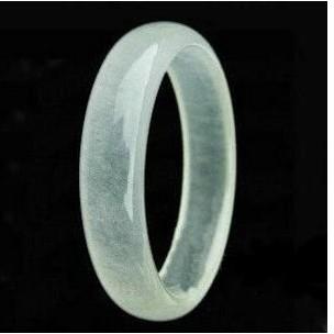 《宮廷珠寶》精選冰種清透全白皙美人透光翡翠玉鐲 ，古樸寶光，玉質細膩H06-細節圖3