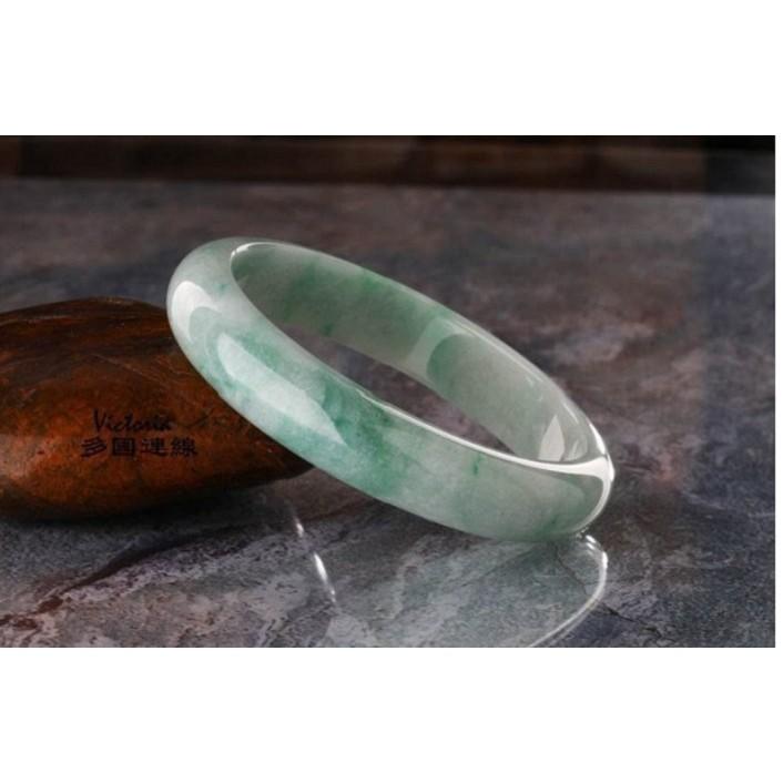 《Muse du Louvre-羅浮宮珠寶》精選冰種白底嫩青放光A貨翡翠玉鐲，18圍H15-細節圖4