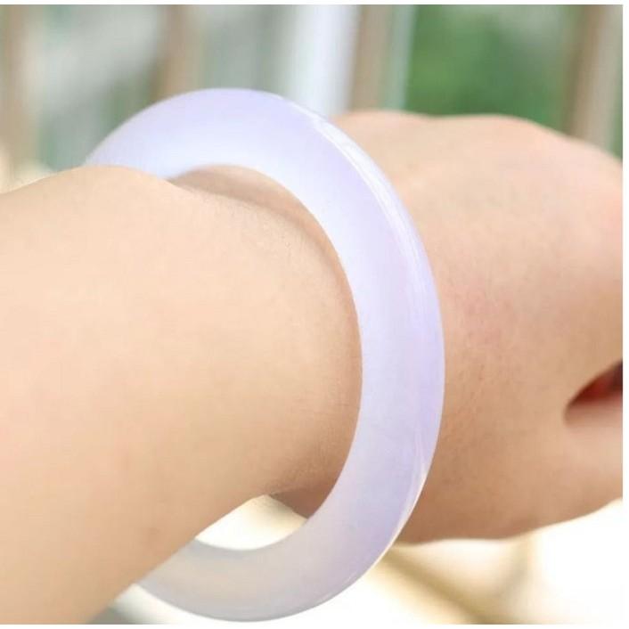 《宮廷珠寶》精選冰種纏絲冰透圓條放光翡翠玉鐲，古樸寶光，玉質細膩H14-細節圖2