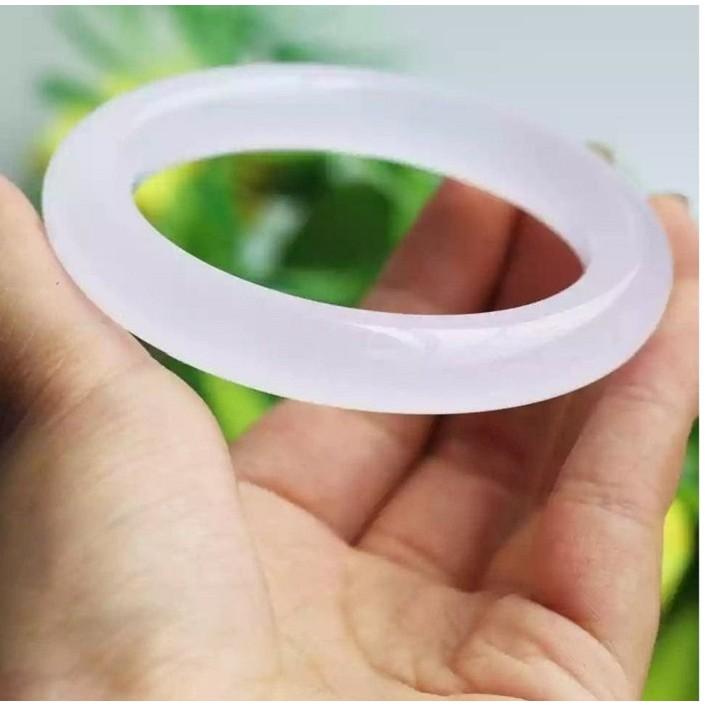 《宮廷珠寶》精選冰種纏絲冰透圓條放光翡翠玉鐲，古樸寶光，玉質細膩H14-細節圖3