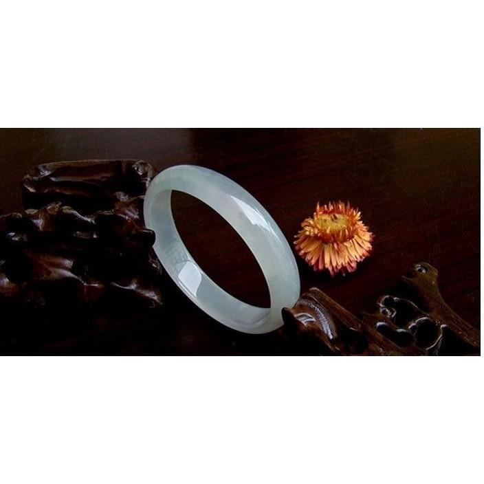 《宮廷珠寶》冰種傾城王妃泛珠光白皙A貨翡翠玉鐲，古樸寶光，玉質細膩H09-細節圖3