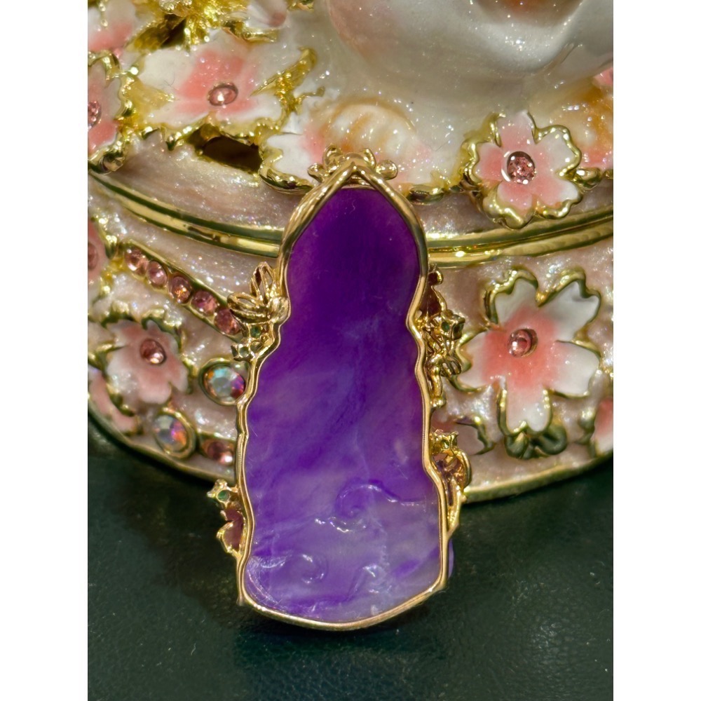 舒俱萊 起光玻璃紫自在觀音吊墜-細節圖2